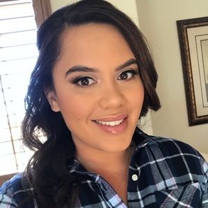 Meet your Posher, Jenna